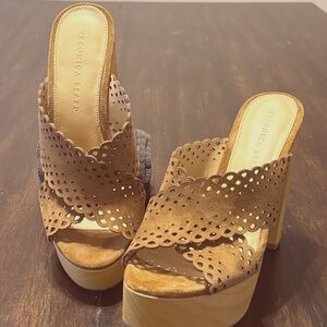 Veronica Beard Platform Sandal